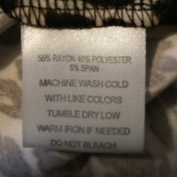 fyve size m - Picture 5 of 5